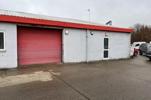 Industrial unit to rent, 6 Moorside Business Centre, Moorside, Colchester, Essex, CO1