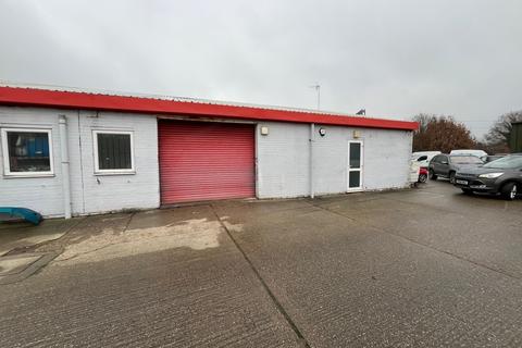 Industrial unit to rent, 6 Moorside Business Centre, Moorside, Colchester, Essex, CO1