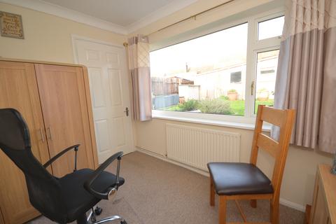 4 bedroom semi-detached bungalow for sale, Twyford Avenue, Raunds