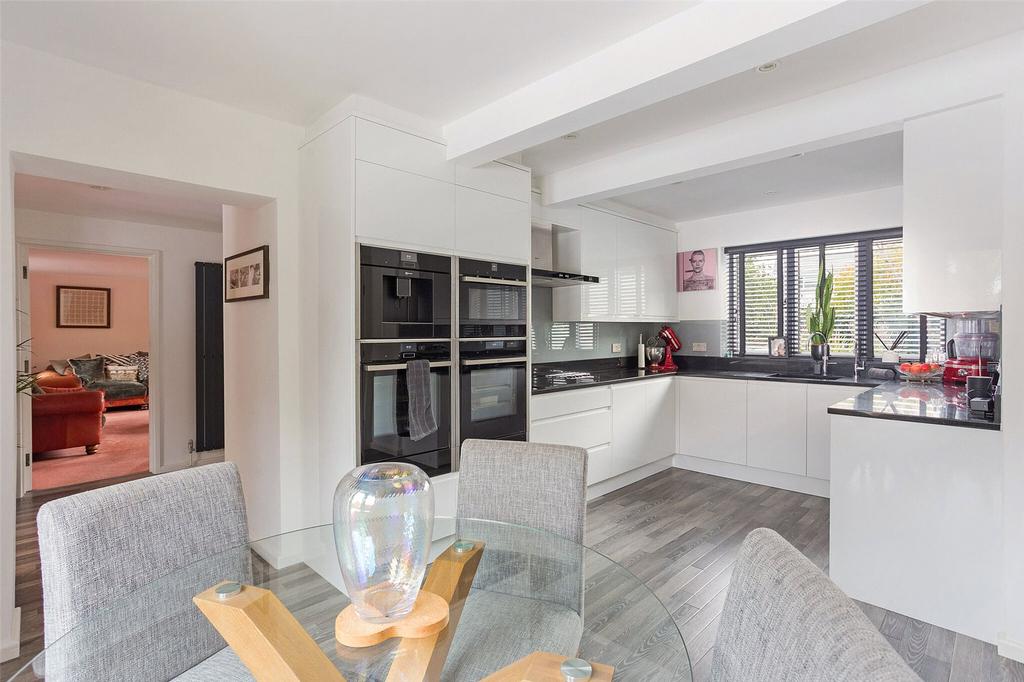 Kitchen/Breakfast