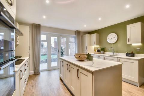 4 bedroom detached house for sale, The Green, Rushwick WR2