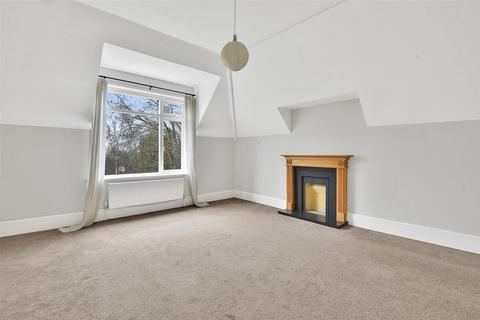 3 bedroom apartment to rent, Chesterford Gardens, Hampstead, NW3