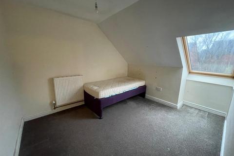 5 bedroom terraced house to rent, Miner Street, Walsall