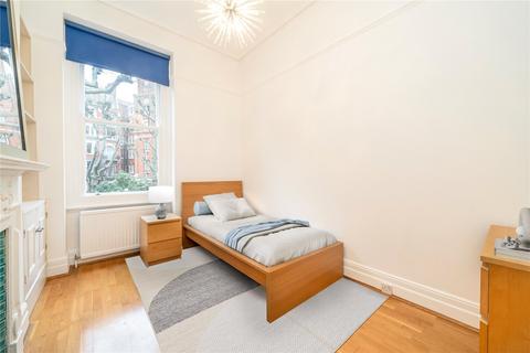 3 bedroom apartment to rent, London W14