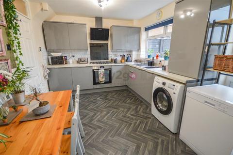 3 bedroom terraced house for sale, Meadowcroft Gardens, Westfield, Sheffield, S20