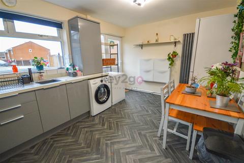 3 bedroom terraced house for sale, Meadowcroft Gardens, Westfield, Sheffield, S20