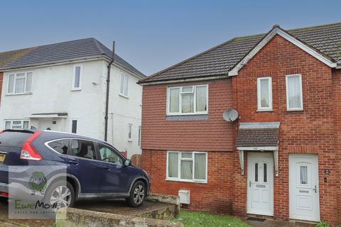 3 bedroom end of terrace house for sale, Hawthorn Road, Strood, Rochester ME2 2HP