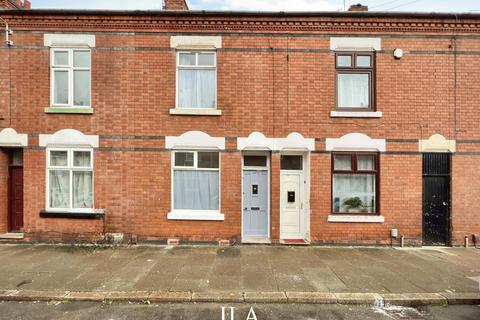 3 bedroom terraced house to rent, Leicester LE2