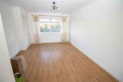 2 bedroom terraced house to rent, Salters Close, Newcastle Upon Tyne