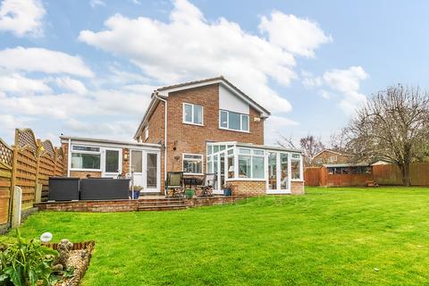 4 bedroom detached house for sale, Berry Close, Hackleton, Northamptonshire