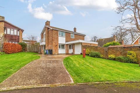 4 Berry Close, Hackleton, Northampton, NN7 2BS