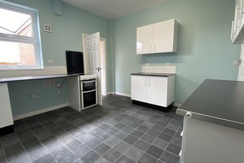 2 bedroom end of terrace house to rent, Chesterfield S45