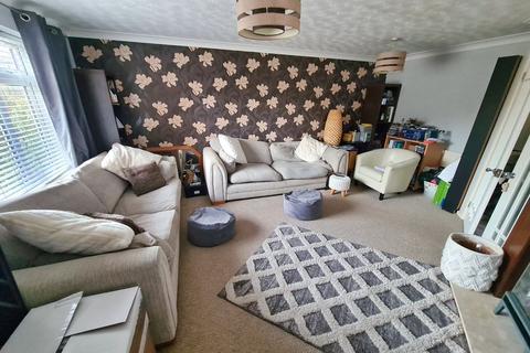 2 Tides Way, Marchwood, Southampton, SO40 4LB