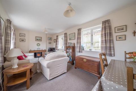 2 bedroom bungalow for sale, 3A Crock Lane, Bridport