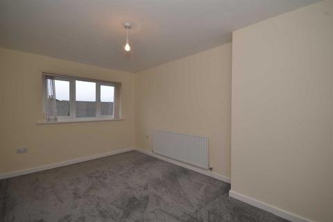 3 bedroom terraced house to rent, Bathgate Avenue, Town End Farm, Sunderland, SR5