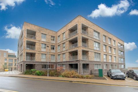 3 bedroom flat for sale, Medawar Drive, Mill Hill, London