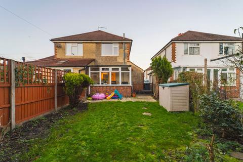 2 bedroom semi-detached house for sale, Brisbane Road, Christchurch BH23