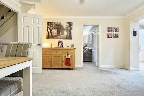 3 bedroom end of terrace house for sale, Skiddaw Close, White Court, Braintree