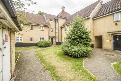 109 Royal Crescent, Newbury Park, Ilford, IG2 7JZ