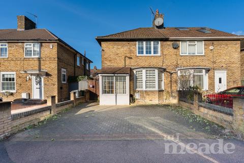 3 bedroom semi-detached house for sale, Bernwell Road, Chingford, E4