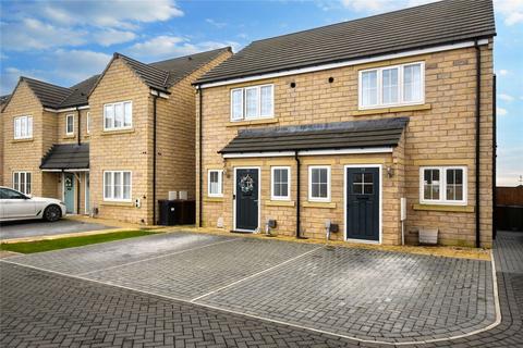 2 bedroom semi-detached house for sale, Blenheim Drive, Kippax, Leeds, West Yorkshire