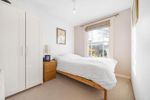 3 bedroom maisonette for sale, Luxor Street, SE5