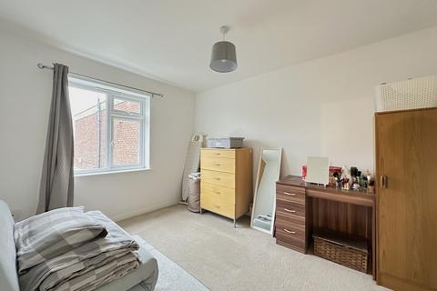 2 bedroom flat to rent, Wallingford Street, Wantage