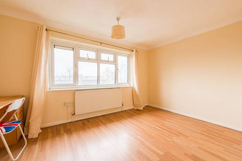 3 bedroom maisonette for sale, St Andrews Road, Walthamstow, London, E17