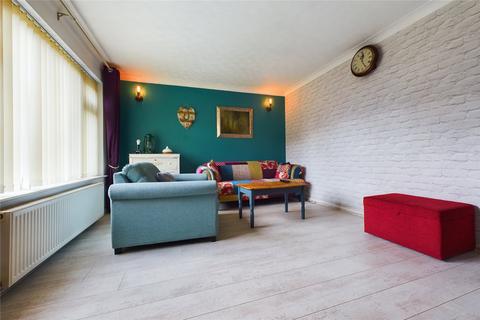 3 bedroom end of terrace house for sale, Oxford Road, Owlsmoor, Sandhurst, Berkshire, GU47