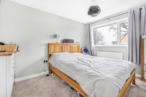 12 Bartley Croft, Tetbury, GL8 8ER