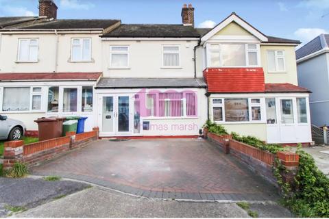 3 bedroom property for sale, Palmerston Road, Grays