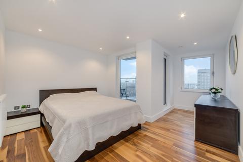 3 bedroom flat for sale, Indescon Square, London