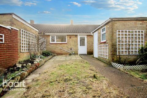 1 bedroom bungalow for sale, Speedwell Avenue, Chatham