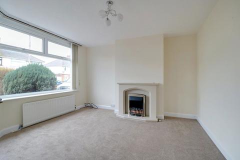 3 bedroom semi-detached house to rent, Dinedor Avenue, Hereford. Herefordshire, HR2 6DW