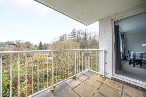 2 bedroom flat for sale, Ockford Road, Surrey GU7