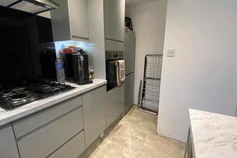 13 Fairway Crescent, Royton, Oldham, OL2 6TT