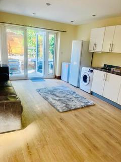 undefined, Amwell Bungalow, Hounslow