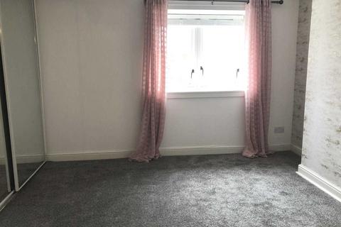 2 bedroom flat to rent, Moorfoot Avenue, Paisley