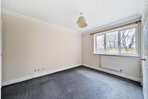 2 bedroom apartment for sale, Westview Close, Redhill RH1