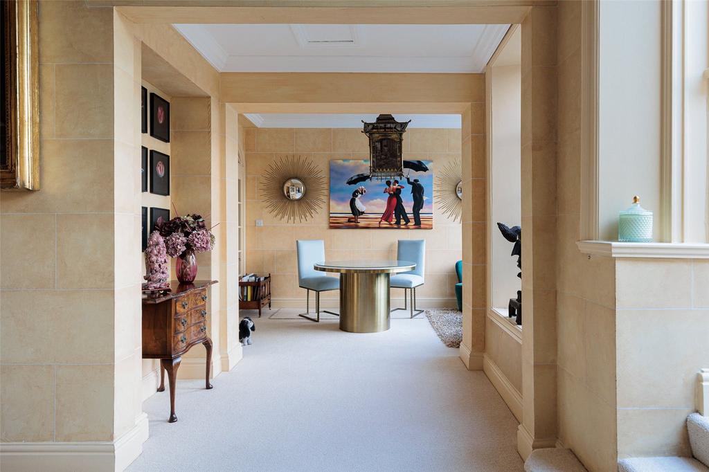 Breakfast Room