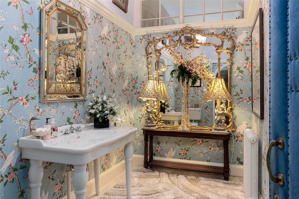 Powder Room