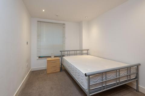 2 bedroom flat to rent, Magellan House, Leeds LS10