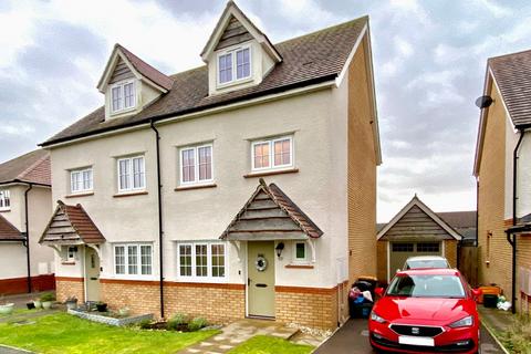 4 bedroom semi-detached house for sale, Monmouth Castle Drive, Newport NP20