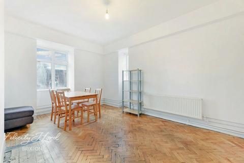 3 bedroom flat for sale, Nelsons Row, London, SW4