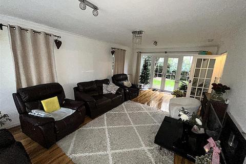 4 bedroom detached house for sale, Phoenix Drive, Keston