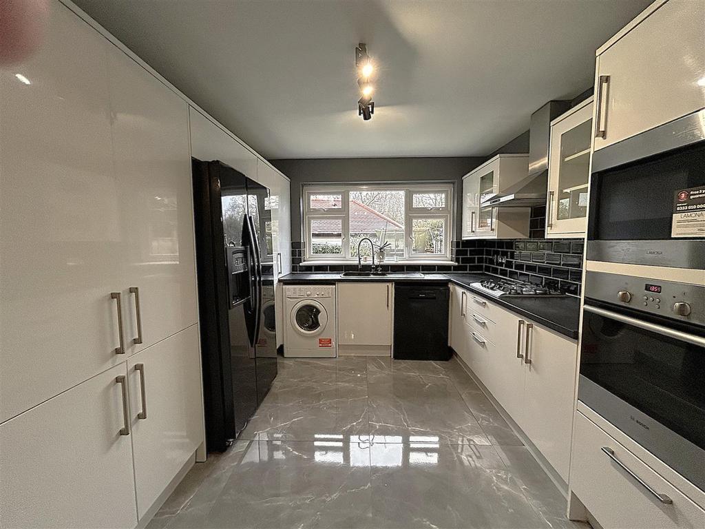 Fitted kitchen area