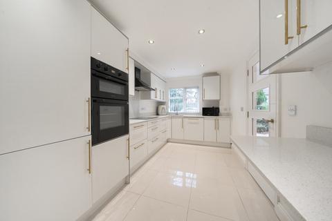 undefined, Loxley Close, Byfleet, KT14