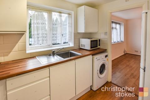 2 bedroom ground floor maisonette to rent, Perrysfield Road, Cheshunt, Waltham Cross, Hertfordshire, EN8 0TJ