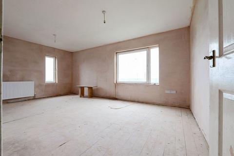 2 bedroom flat for sale, McPherson, Airdrie, Glasgow ML6