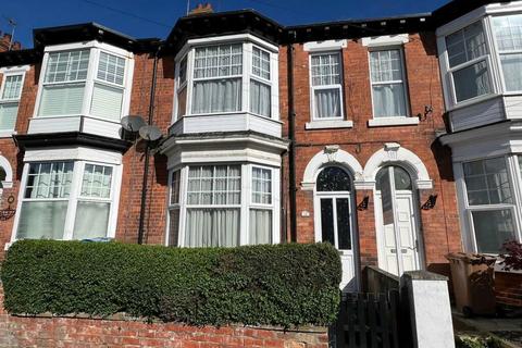 4 bedroom terraced house for sale, Clifford Street, Hornsea, East Riding of Yorkshire, HU18 1HZ